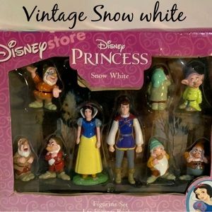 Vintage Disney Snow White Collection